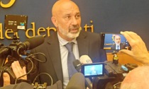 Pirozzi, ex sindaco di Amatrice, aderisce a Sud Chiama Nord e si candida in Toscana